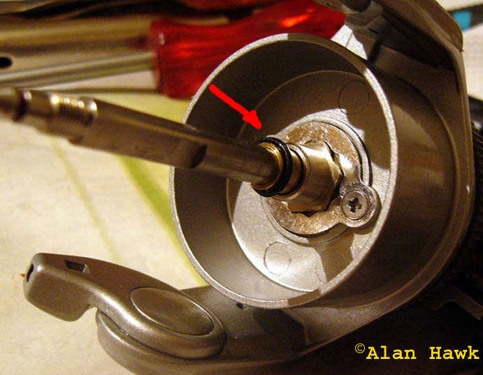 Abu Suveran S3000m spinning reel with 3 spare spools and tubs